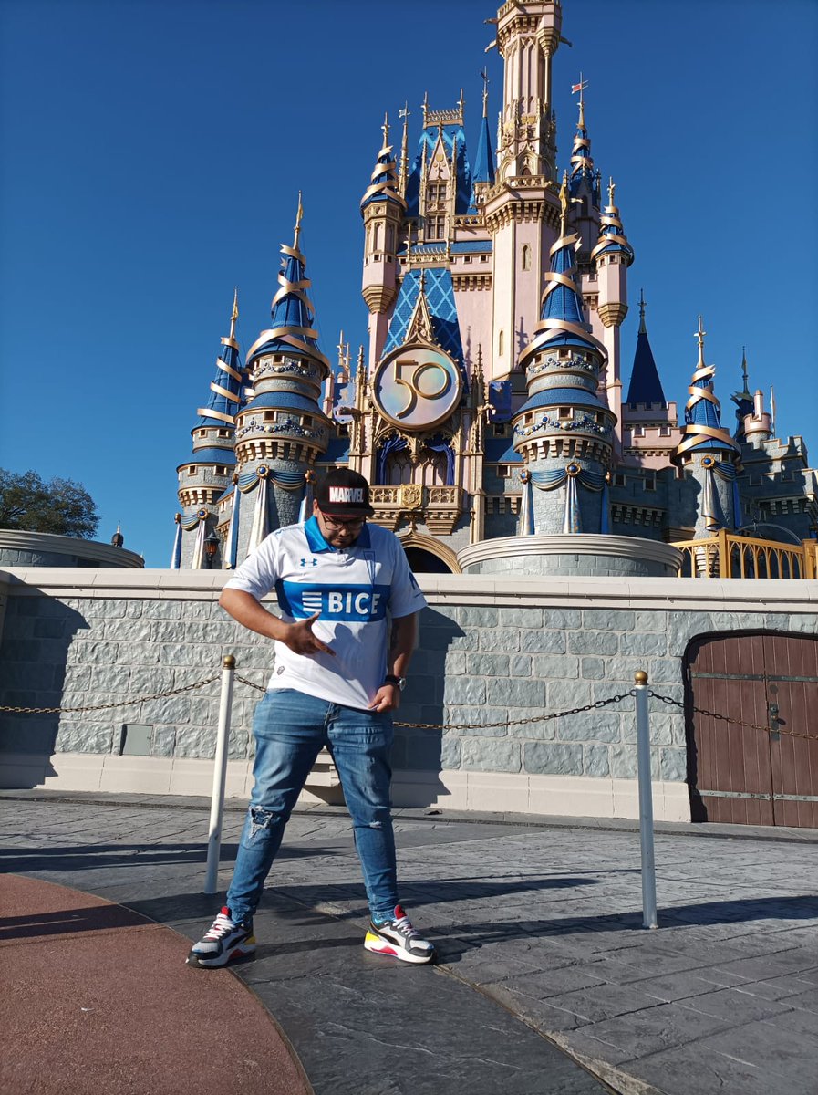 𝕄𝕒𝕦𝕣𝕠𝕤𝕜𝕪 #𝕃𝕠𝕤ℂ𝕣𝕦𝕫𝕒𝕕𝕠𝕤 ⬜🟦⬜ tweet media