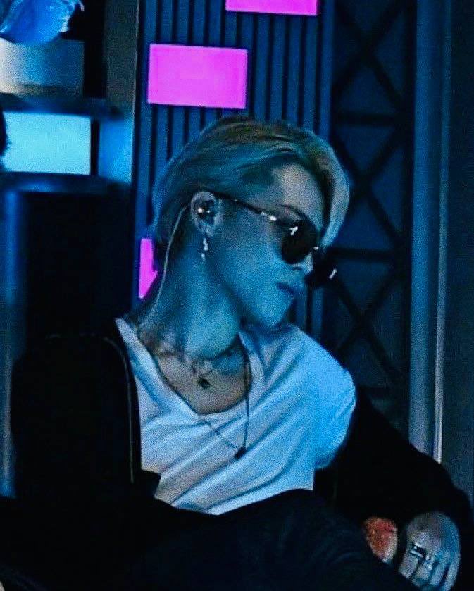 jimin lover tweet media