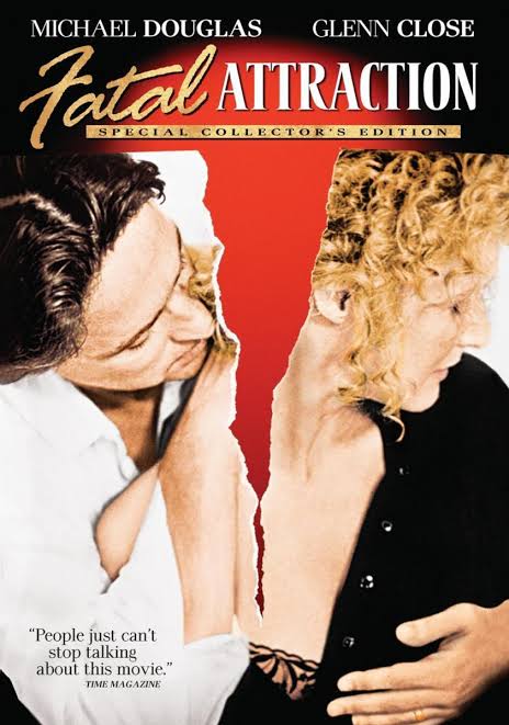 SandymoonDCS's tweet photo. Dos cosas que me gustan son #JoshuaJackson (desde Dawson's Creek) y la película #AtraccionFatal de 1987 con #MichaelDouglas y #GlennClose ¿Qué tiene que ver? Pues ahora Joshua será #DanGallager en la nueva versión del film junto #LizzyCaplan como #AlexForrest la loca obsesiva #rt https://t.co/TDG6U0PYcQ