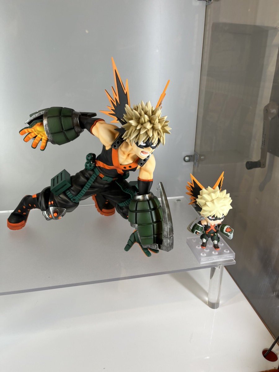 少し前ですが...
自分の好きなアニメの展示会に行ってきました！

まだ発売されてないフィギュアとかもあったのですが、写真撮影NGでした...

#僕のヒーローアカデミア
#アニメ好きと繋がりたい
#アニメ　#ヒロアカ
#いいね返し