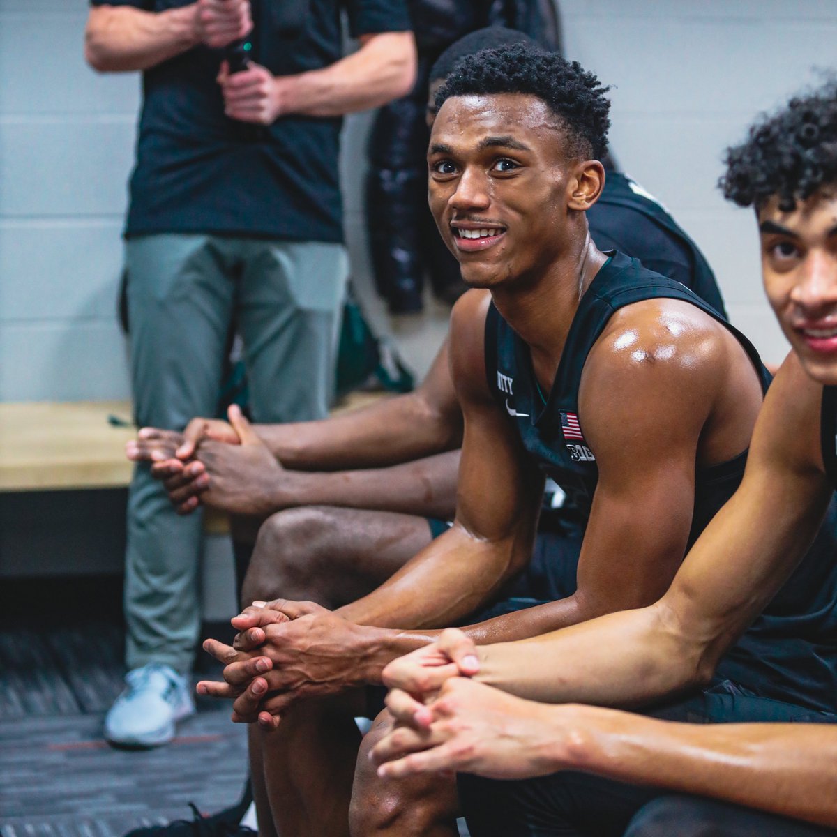 MSU_Basketball's tweet photo. First place in the #B1G https://t.co/FStPvQtWLd