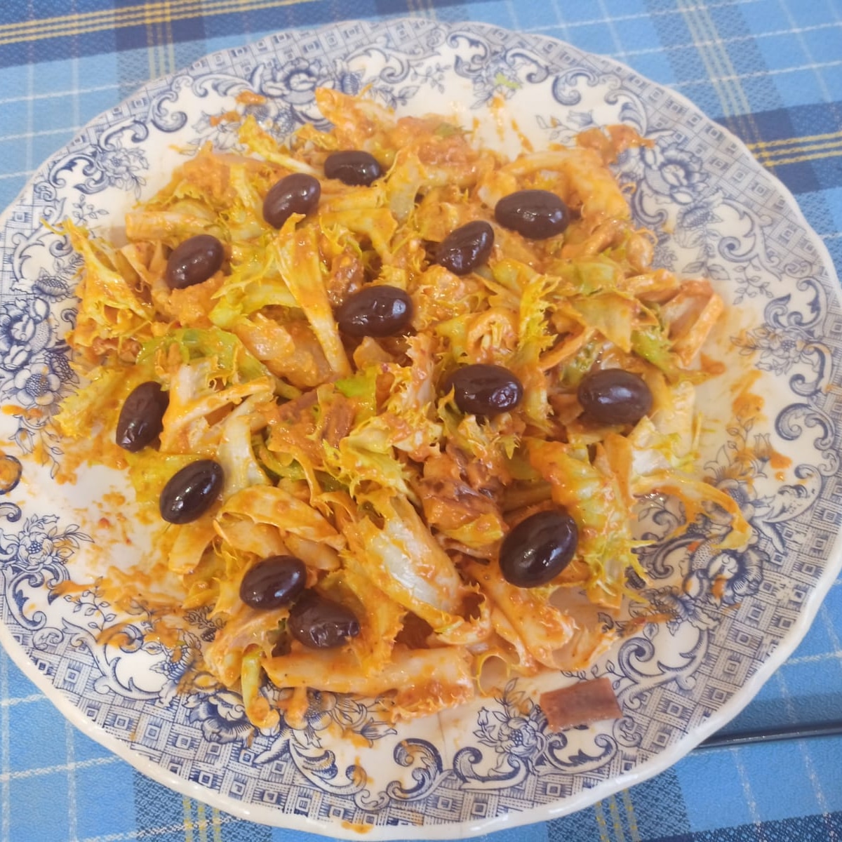 ripollvinyals's tweet photo. Xatonada #cuinacatalana #xatonada #bacalla #anchoves #cuinatradicional #bonprofit 😋🍴 https://t.co/8UO4aizisk