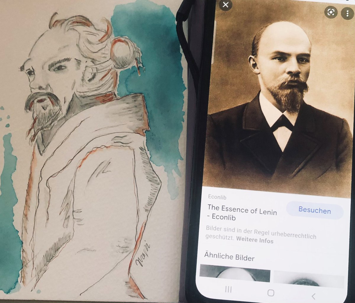 ypical_writer's tweet image. Muttern so … „Dein Feder-Bild erinnert mich an Lenin (mit Haaren).“
Ich so: 😳👀 WTF 💭 
Sie so:👇🏻
#JuneStyle
#owned