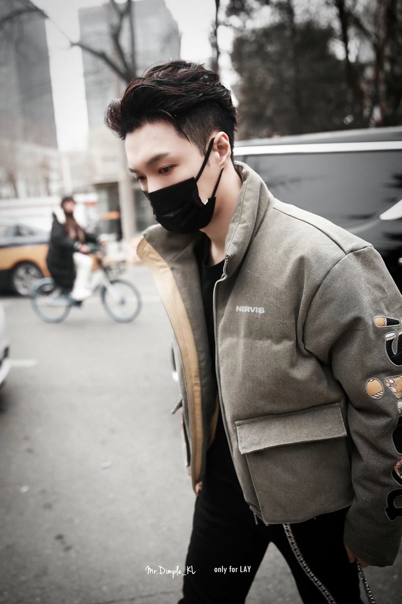 yixing pics tweet media