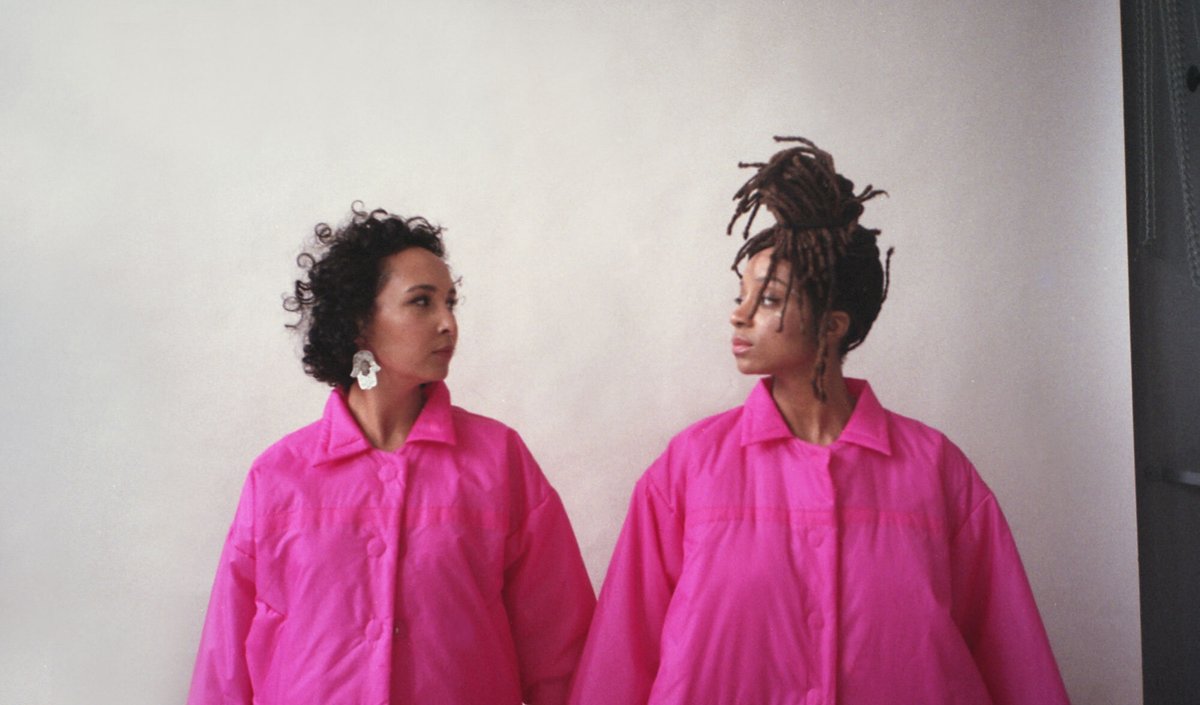 Cruciaal werk van <a href="/ClariceGargard/">Clareesi</a> &amp; @HasnaMaroudi op @MagazineLilith :
- "Wanneer houden we op met geschokt zijn over (seksueel) onrecht en doen we iets?"- Gargard: lilithmag.nl/blog/wanneer-h…
- "We moeten het hebben over daderschap"- El Maroudi: lilithmag.nl/blog/we-moeten…

#KijkNietWeg