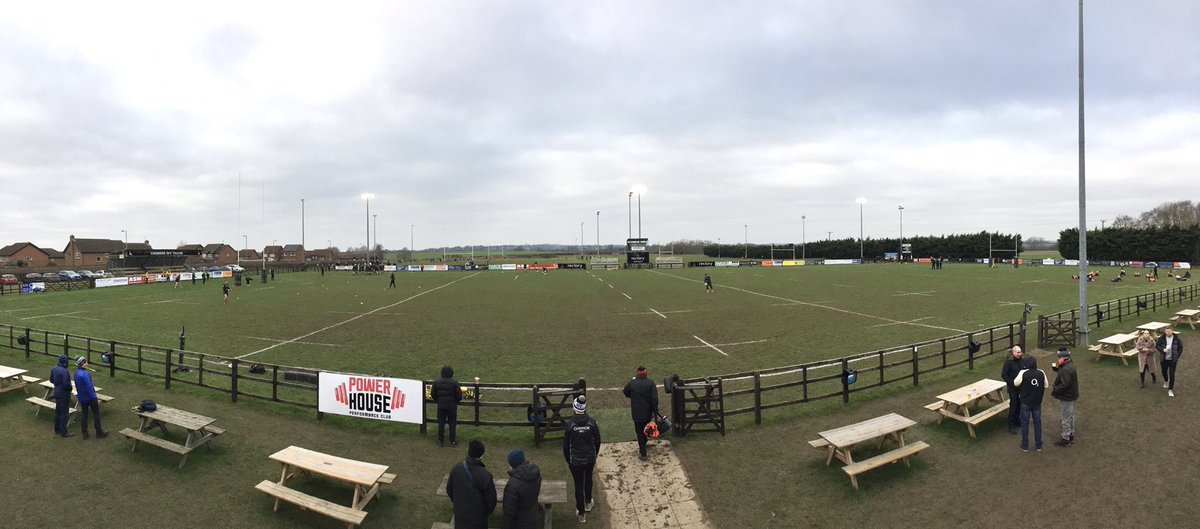 A chilly yet pretty still day … almost perfect conditions for this time of year

Just under 30 mins until kick-off 😀
