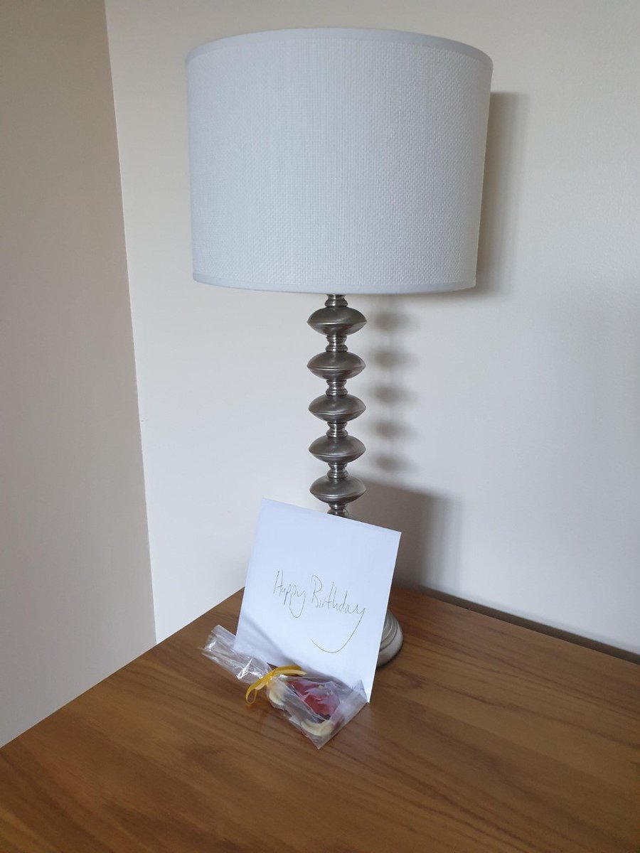 Elizabeth tweet media