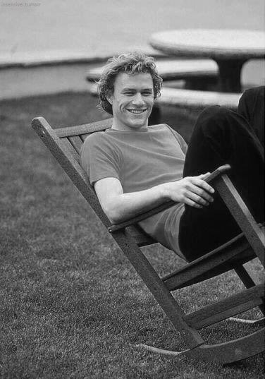 lifeontheledger's tweet photo. nobody did it quite like you, heath ledger. 14 years ago. your heart and amazing work remains with us. https://t.co/5pmaC8tI0G