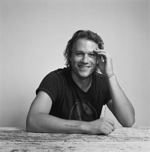 lifeontheledger's tweet photo. nobody did it quite like you, heath ledger. 14 years ago. your heart and amazing work remains with us. https://t.co/5pmaC8tI0G