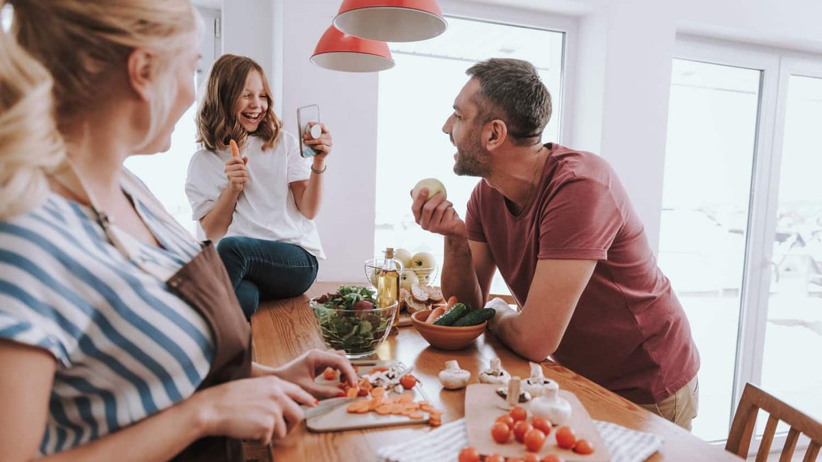 Krackin74's tweet photo. Give yourself the kitchen makeover of your dreams. #remodel #homeprojects  https://t.co/PnZWx2esTq https://t.co/C48chsThvc