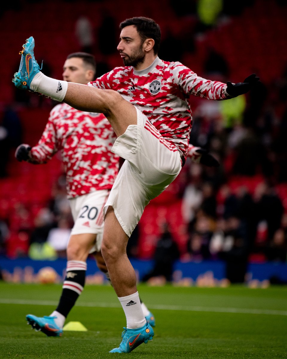 utdreport's tweet photo. Locked and loaded 🏃‍♂️

#MUNWHU https://t.co/pJYKeyqBl0
