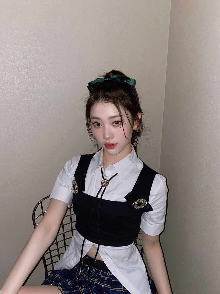xiaoting_iu's tweet photo. https://t.co/vUQz54N3At