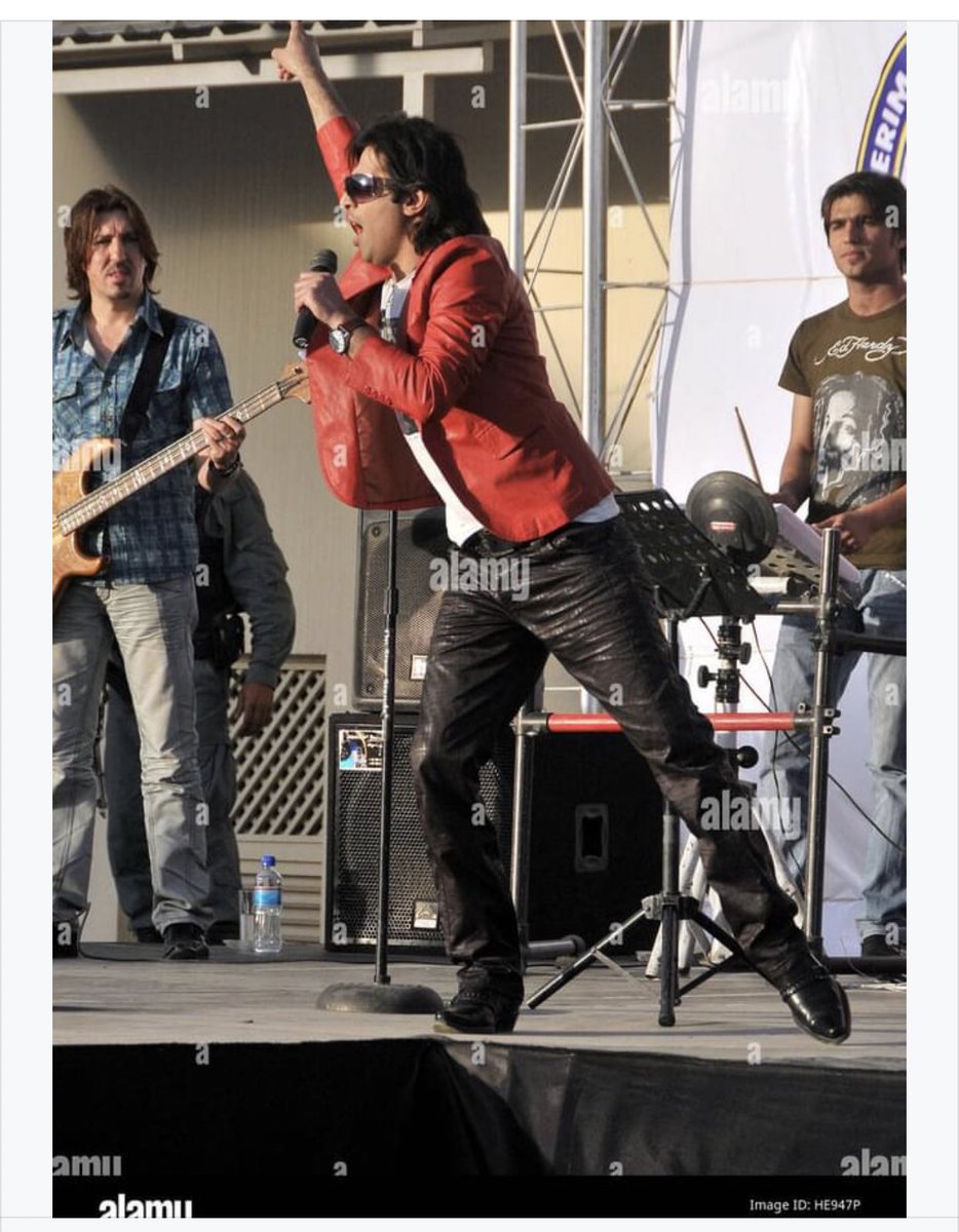 Real_AryanKhan's tweet photo. #Afghan #artist #AryanKhan performs for the members of the #AfghanNational #Civil Order of #Police at the #ANCOP compound in Kabul, #Afghanistan, June 12. The Welcome Home Ceremony and two hour concert honored the ANCOP U.S. Air Force Staff Sgt. #Markus_M. #Maier) https://t.co/AJanayf5vW