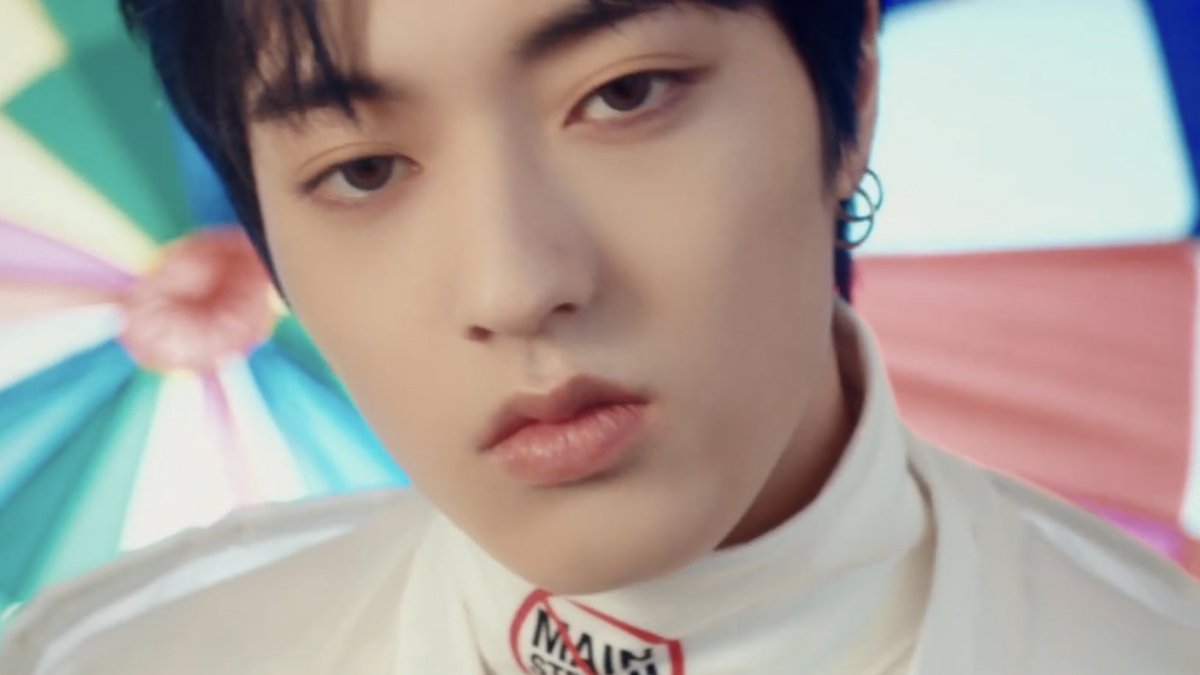 prettiest boy in existence 🤍

#HARUTO #하루토 #ハルト
<a href="/treasuremembers/">TREASURE</a>