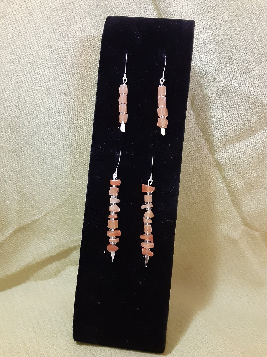 belydncr's tweet photo. https://t.co/fK6gYV3Cls
Aventurine (Peach, Red, &amp; Green) $12
Handmade Crystal Intention Earrings for Mind, Body &amp; Soul https://t.co/rV25OZAYli