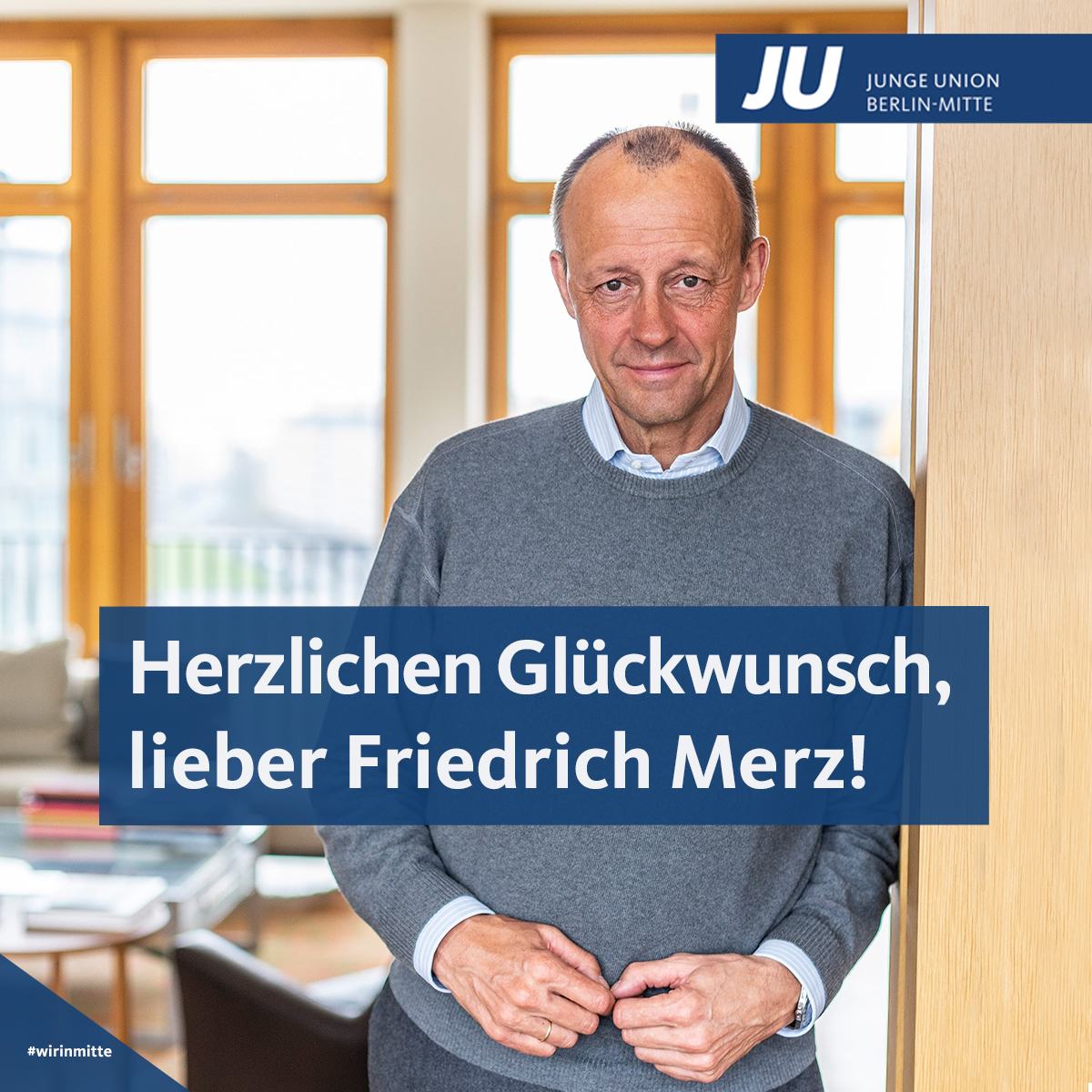 jumitte's tweet photo. Was lange währt, wird endlich gut: #Wirinmitte haben uns schon '18, '20 und natürlich auch '21 für Aufbruch und Erneuerung unserer #CDU eingesetzt. Nun hat es geklappt!
Herzlichen Glückwunsch, lieber @_FriedrichMerz! Wir freuen uns auf den gemeinsamen Weg zu alter Stärke. #Merz🚀 https://t.co/3fJrwy6bBm