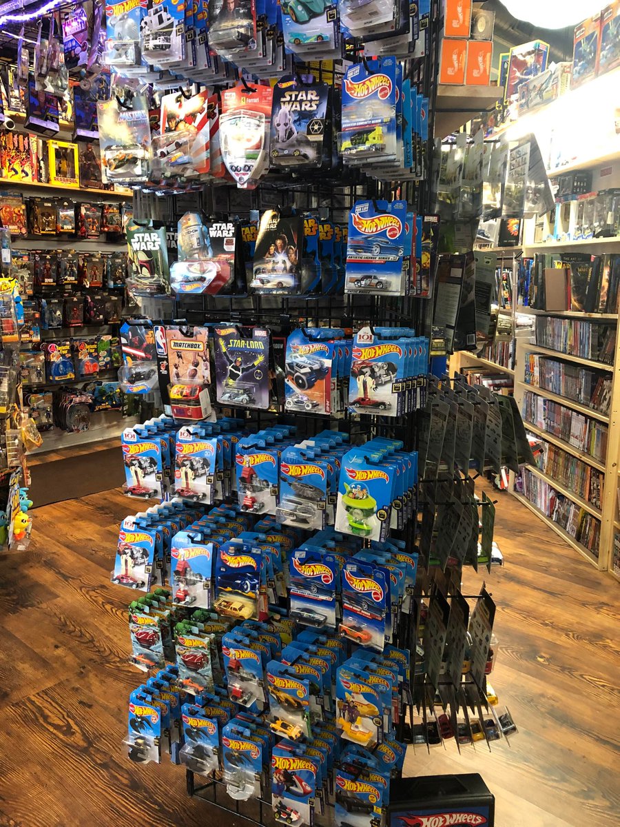 Freaktoyz's tweet photo. Just got in hundreds of Hot Wheels! Stop by to take a look at the selection!!! https://t.co/ZWVpKCbP5n