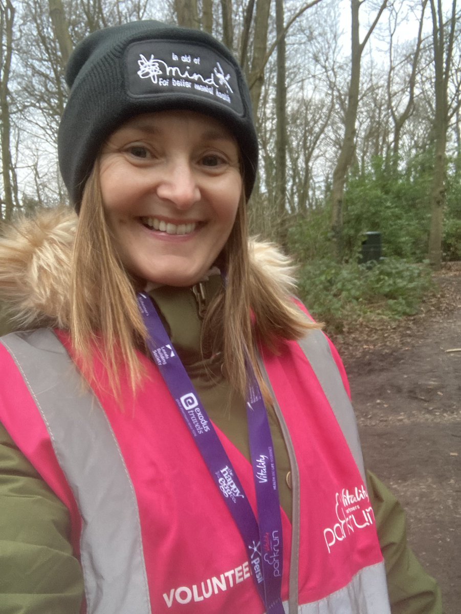 It’s 9am. It’s Saturday. It’s time to don the pink high viz 💕 <a href="/Lythamparkrun/">Lytham Hall parkrun</a> <a href="/parkrunUK/">parkrun UK</a> #volunteer