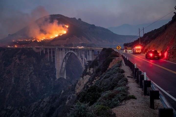 SPCAmc's tweet photo. Thank you for your support that makes our disaster response services possible.

If you need to evacuate, please take your pets with you. To prepare for a disaster, please visit https://t.co/lInKys9nqq. ￼#ColoradoFire #bigsur 

Photo credit: Karl Mondon/Bay Area News Group https://t.co/tI37QhGKuc
