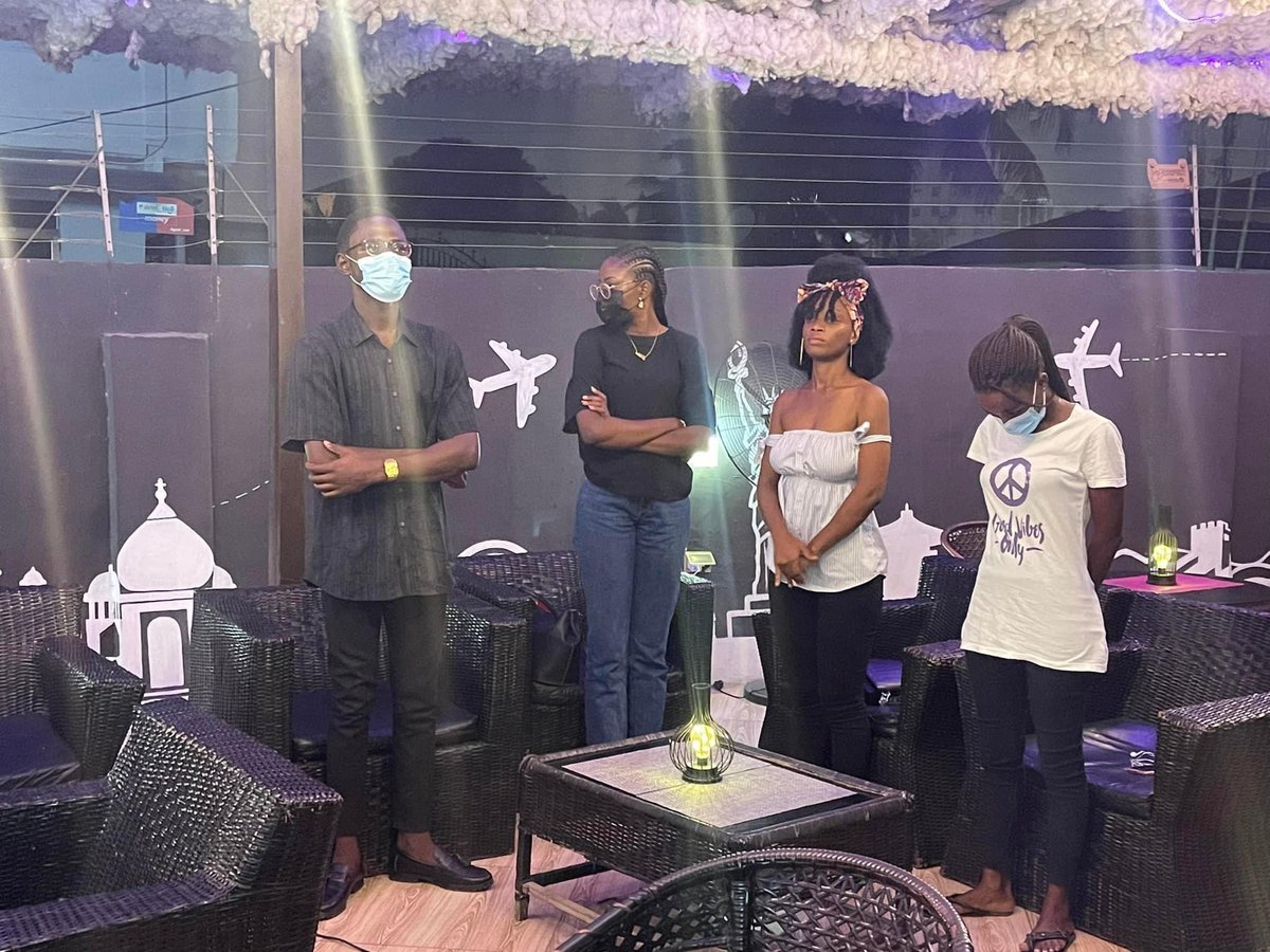 Vbuqsworld's tweet photo. Music lovers shows up to support young artiste @JuxPrynx at his “Good News Ep” Listening Party 🎉
#Vbuqs #GoodNewsEp https://t.co/zVbeXsVB3p