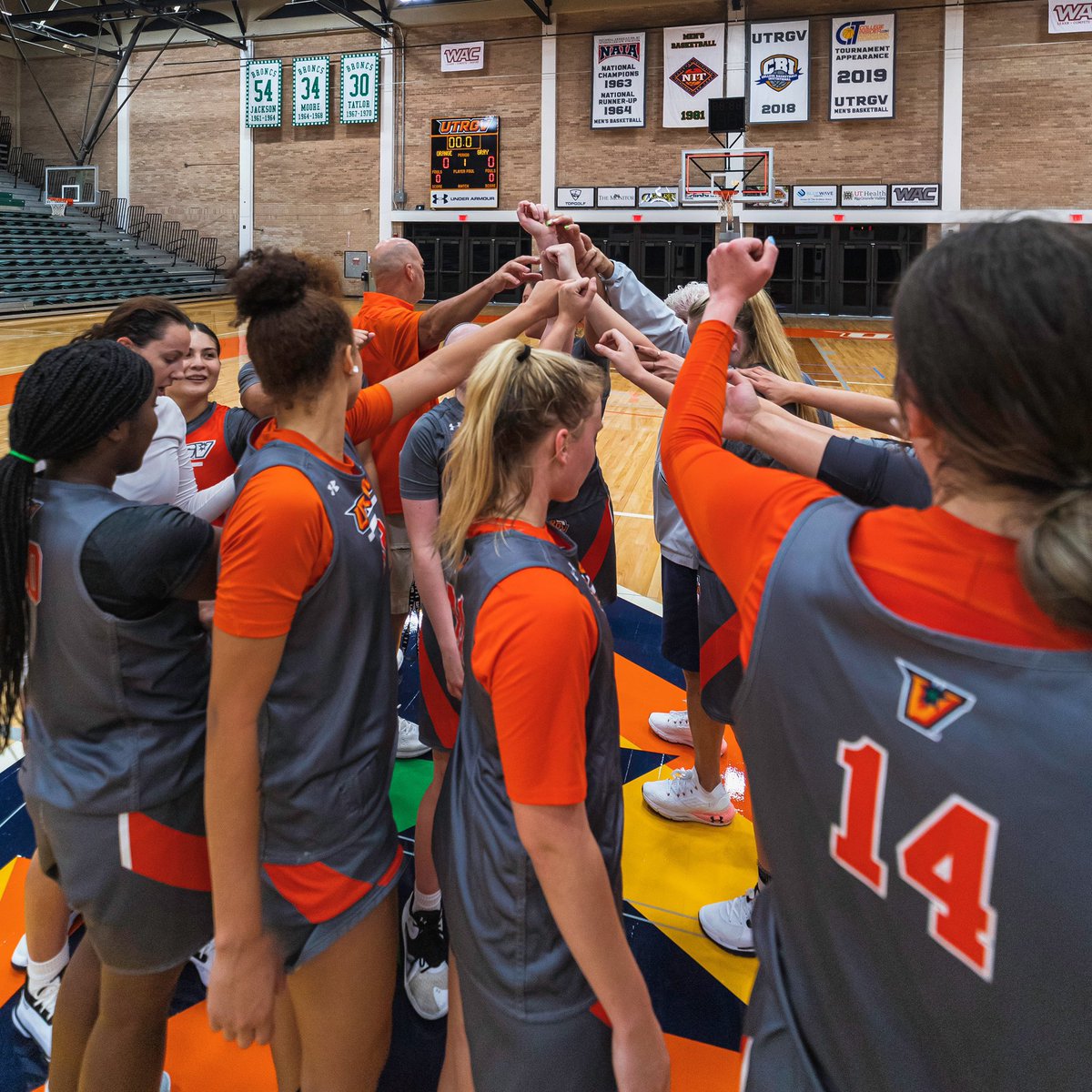 BuergeDestiny's tweet photo. I am extremely blessed to have received my first Division 1 offer from the University of Texas Rio Grand Valley! #RallyTheValley #VaqueroVillage @UTRGVwbb https://t.co/6MOrUvsiY9