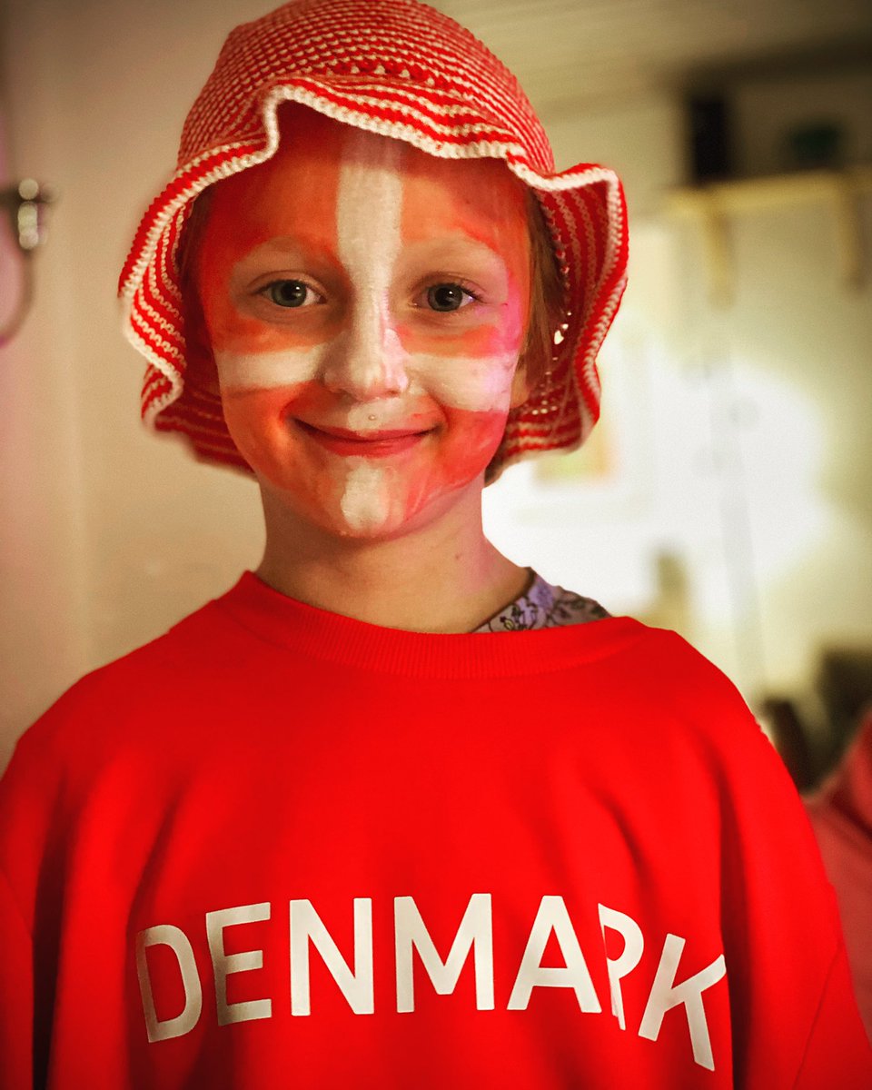 Vi ses meget snart i Budapest 🇩🇰🇩🇰🇩🇰🇩🇰👏🏻👏🏻👏🏻 Vi er SÅÅÅÅÅ klar! #DMDPåTur #EHFEURO2022 @dhf_haandbold