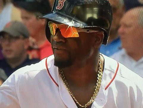 callhimpapi's tweet image. On this date in 2003 the Boston Red Sox signed David Ortiz. A move that would go down as one of the greatest signings in franchise history! #Forever34  @davidortiz