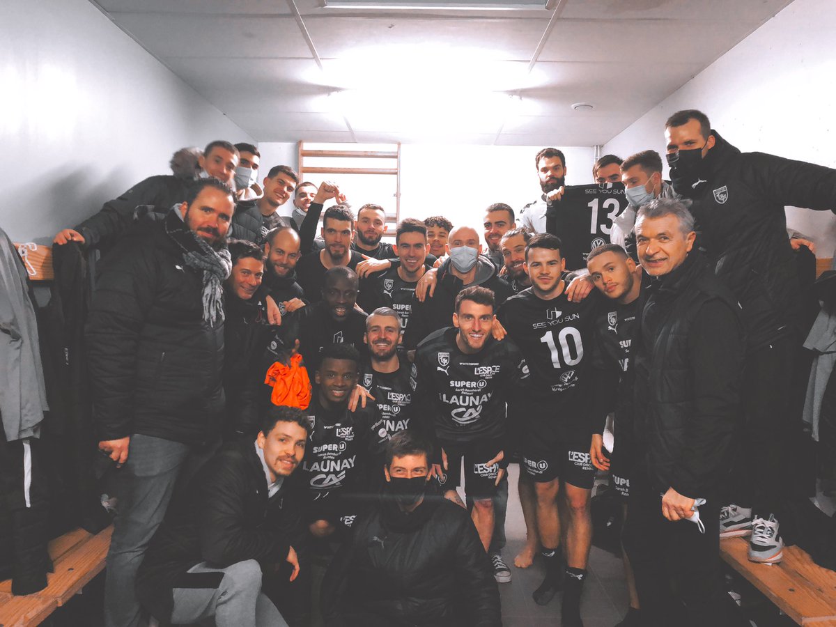 tarennes's tweet photo. #N3

✅ Victoire 3-2 contre l’US Tregunc dans le temps additionnel.

⚽️ Buteurs : BELLIER (sp), POISSONNEAU &amp; DIEDHIOU

🔜 Déplacement au Stade Rennais F.C. le 5 février.

😻 Une dernière ovation pour TiMat entouré de ses proches.

#TEAMTA 💪🏼🐗 https://t.co/90ZfR5SCDX