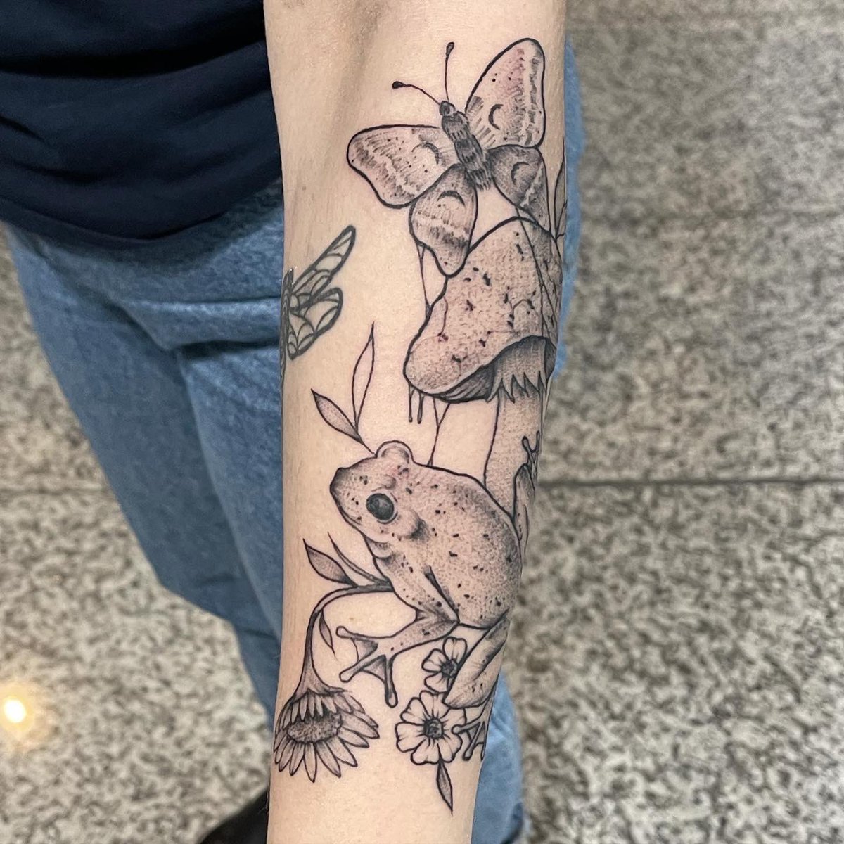 Jehdet's tweet photo. First free handed tattoo since I’ve gotten back to tattooing. Feels amazing https://t.co/mJUP1gvjl5