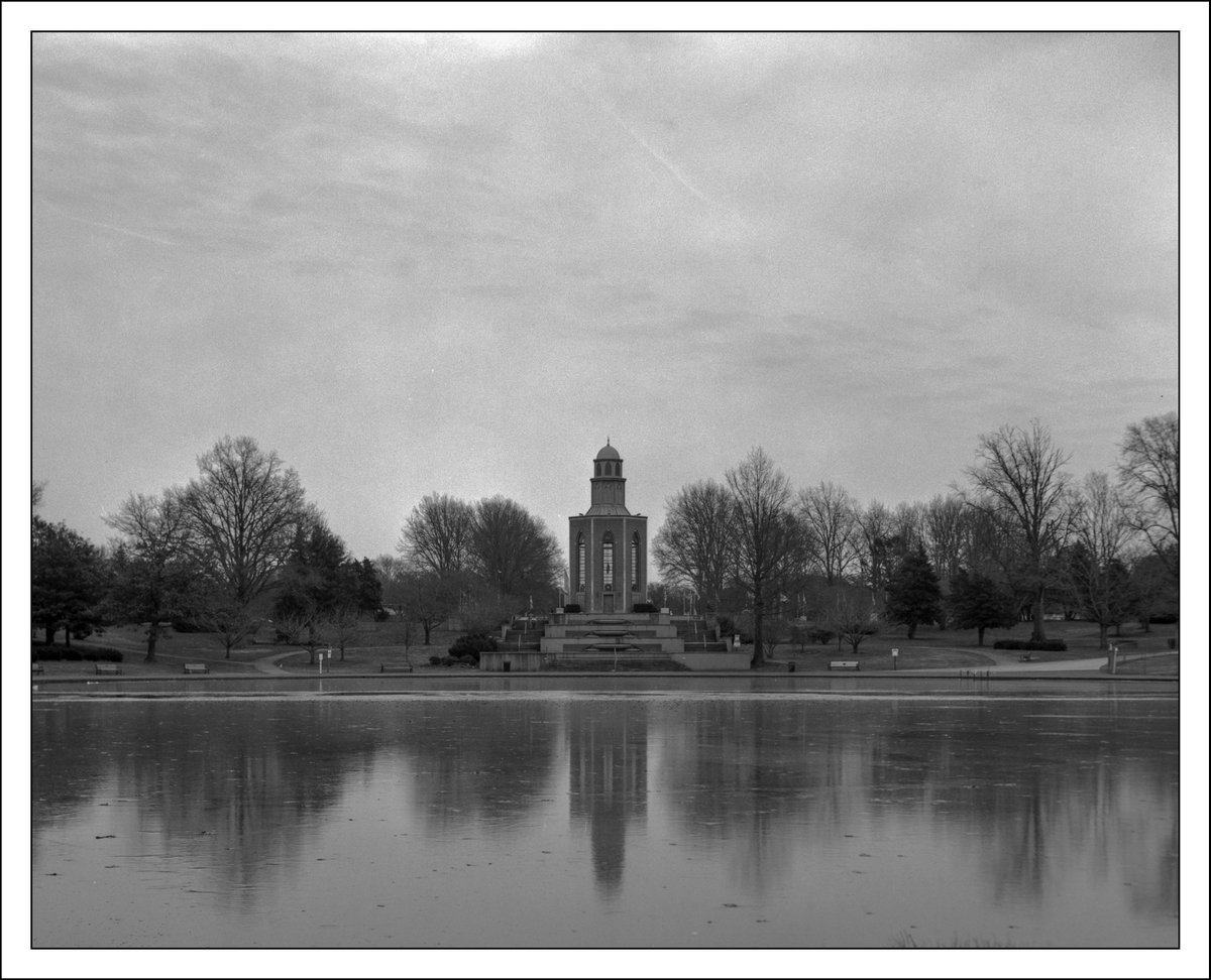 makebrooklyn's tweet photo. Gave #Adox #Rodinal a try on a couple of #LargeFormat #images.
Shot with my #Graflex #SpeedGraphic on #KodakTriX320in #EisenhowerPark in #EastMeadow with Alison.
I like it so its what I'll be using for the next few months.
#Photography
#filmphotography
#TriX320
#filmisnotdead https://t.co/oUIIsHFq6t