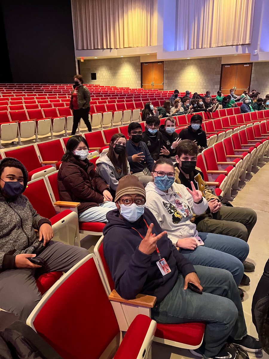 rohrbachsci's tweet photo. Hanging out and waiting for awards. https://t.co/yZs8lmYLMK