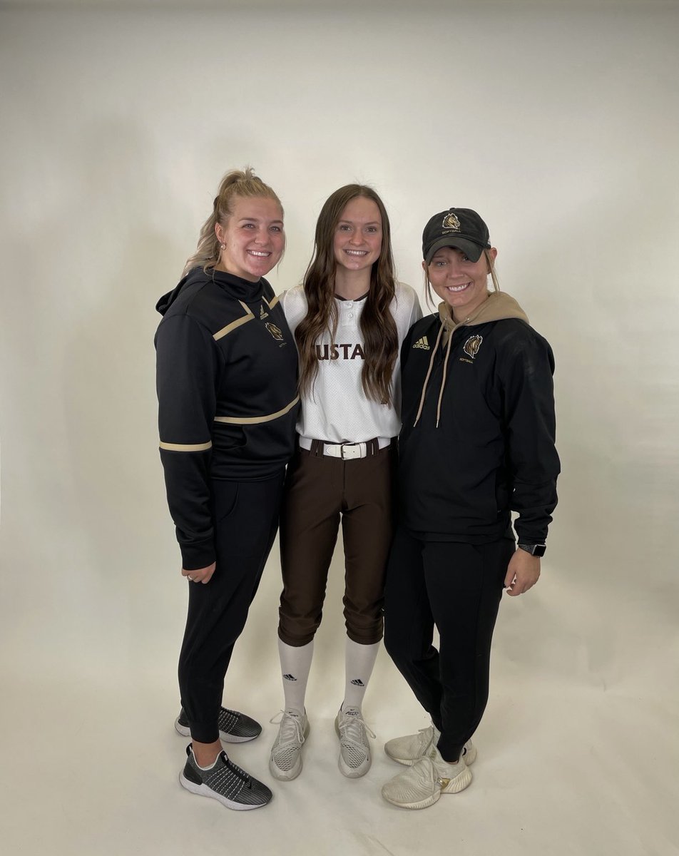 Had a great weekend with <a href="/SMSUSoftball/">SMSU Softball</a>. Thank you <a href="/coachbbouman/">Bailey Bouman</a> @MadyJBunnz !!           <a href="/mnwavessoftball/">MN Waves</a>