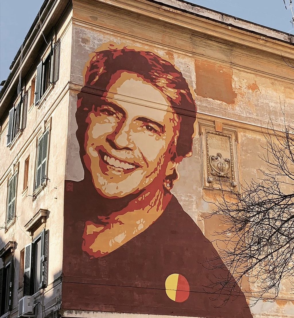 Un murale anche per Lando Fiorini. 
#Landofiorini #Quantoseibellaroma #ASRoma