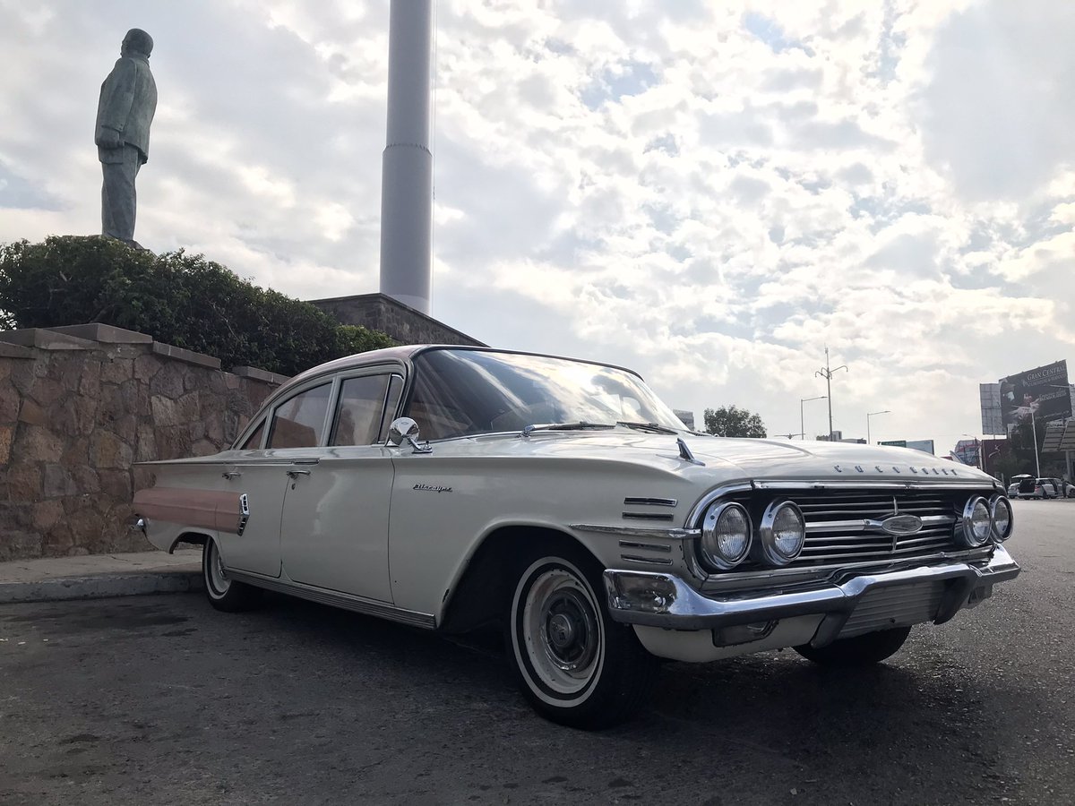 canelo0's tweet photo. El auto de hoy #ElAutoDeMiVida https://t.co/3nrswOPNLG