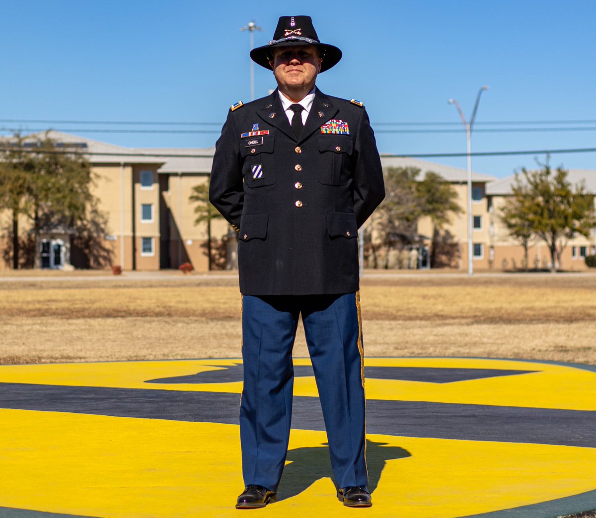1stCavalryDiv's tweet photo. Congratulations to James O’neill on his promotion to Chief Warrant Officer 5! We cannot wait to see what you accomplish next.
CW5’s are master-level tactical experts performing at the highest level.
#FirstTeam | #ArmyPromotion | #WeAreTheCAV | #TheBigYellowPatch | #CW5 https://t.co/okccsI6MIn