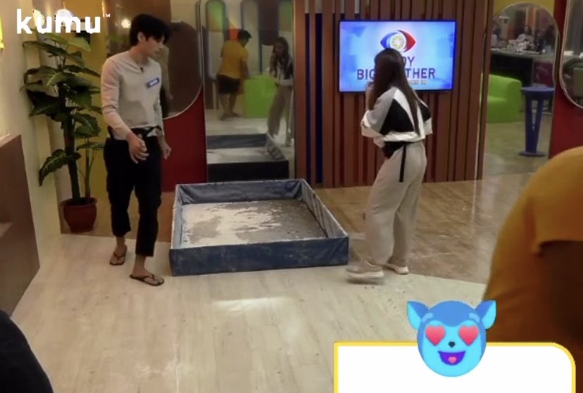 JKMDR's tweet photo. #PBBLivestream
Linis time!!
#PBBGettingToKnowYou https://t.co/HPju32P9bp