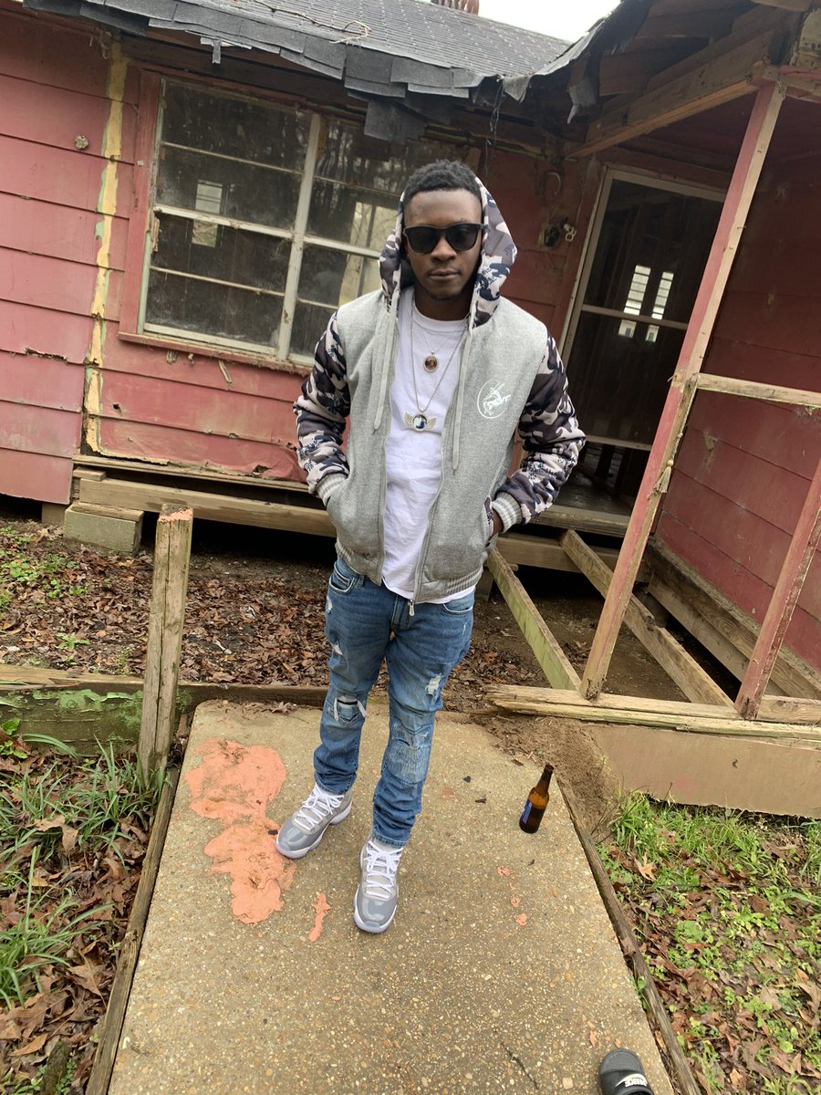 sayy_quan_'s tweet photo. long live momo Judy 🕊 https://t.co/CnZVq65F0X