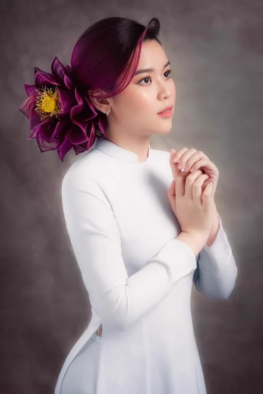 髪の毛でお花を表現！ベトナムのヘアスタイリストさん！