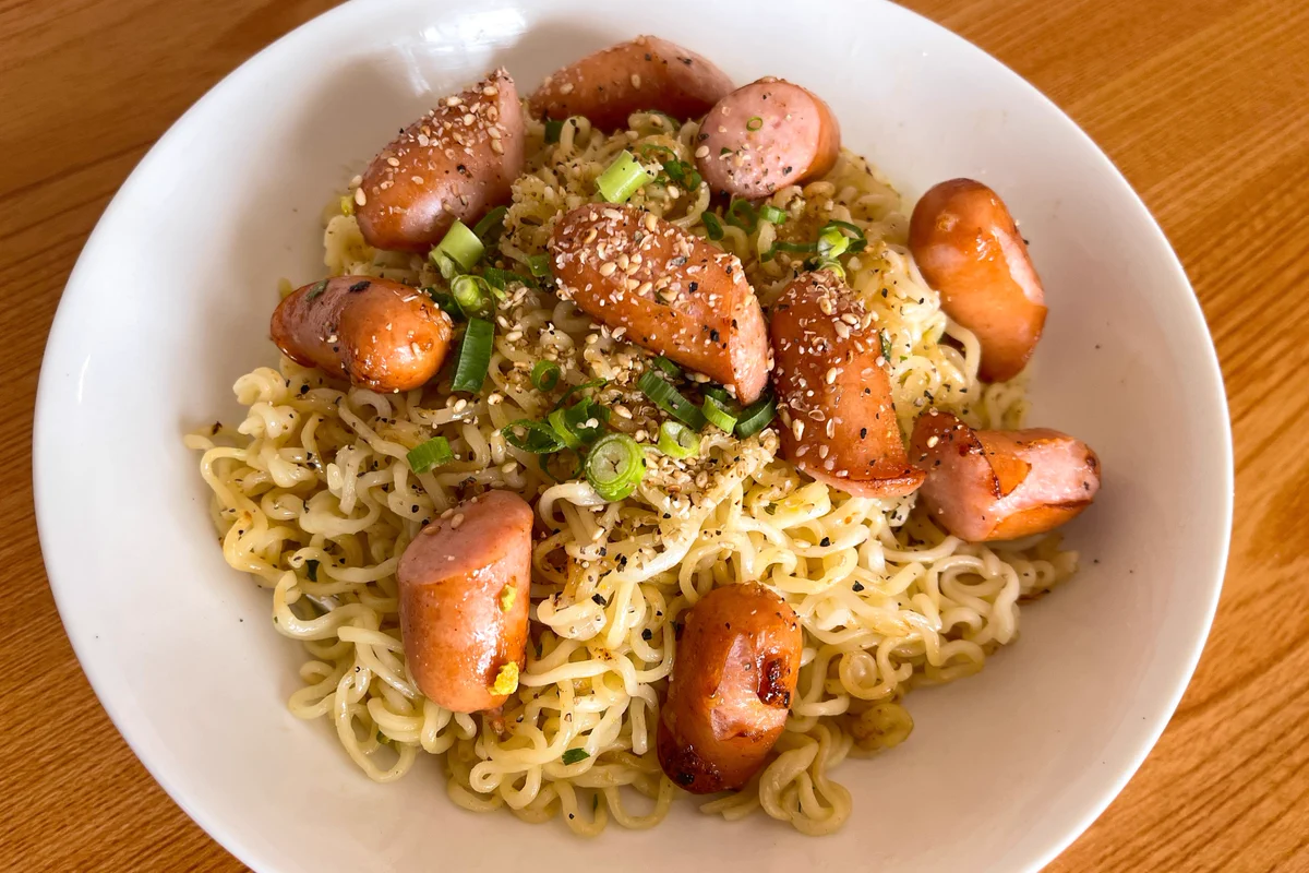 サッポロ一番で作る！ソーセージ塩ペペロンチーノ！おつまみにも最適？！