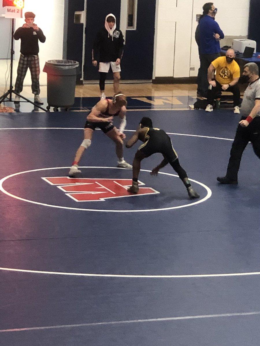 YHSAthletics115's tweet image. Foxes @YHS_Wrestling competing in the #SPC meet today! Great setup at West Aurora for the meet. Let’s go, Foxes Wrestlers! #FoxPride