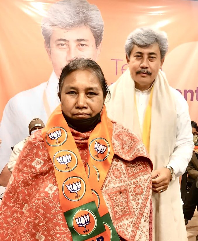 #StrogerTogether 
Team NISHIKANT swells as 23 new members join up. 
Jai Ho 🇮🇳 
<a href="/PMOIndia/">PMO India</a> <a href="/AmitShah/">Amit Shah</a> <a href="/JPNadda/">Jagat Prakash Nadda</a> <a href="/byadavbjp/">Bhupender Yadav</a> <a href="/AShardaDevi/">Adhikarimayum Sharda Devi</a> <a href="/sambitswaraj/">Sambit Patra</a> <a href="/abhaygiribjp/">Abhay Giri</a> <a href="/TheAshokSinghal/">Ashok Singhal</a>