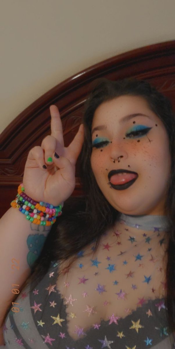 TattsScreeching's tweet photo. Goth BBW
22 years old
Sub/Switch/Dom
Play with me 👉🏻👈🏻
-Kinks-
Breeding
Spit play
Bruising
CNC
Pain https://t.co/xCqLu8JlwG