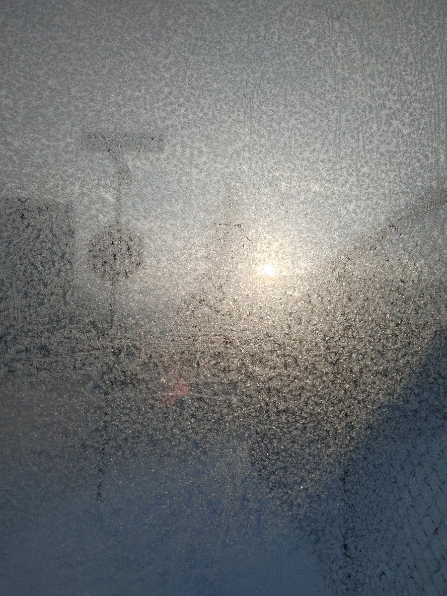 ThatMTLGirl's tweet photo. Good morning Twitter peeps.
It's about- 100 million in Montreal today.
#Montreal
#damnitscold
#QCStorm
#montrealwinter https://t.co/N01iRxoIxC