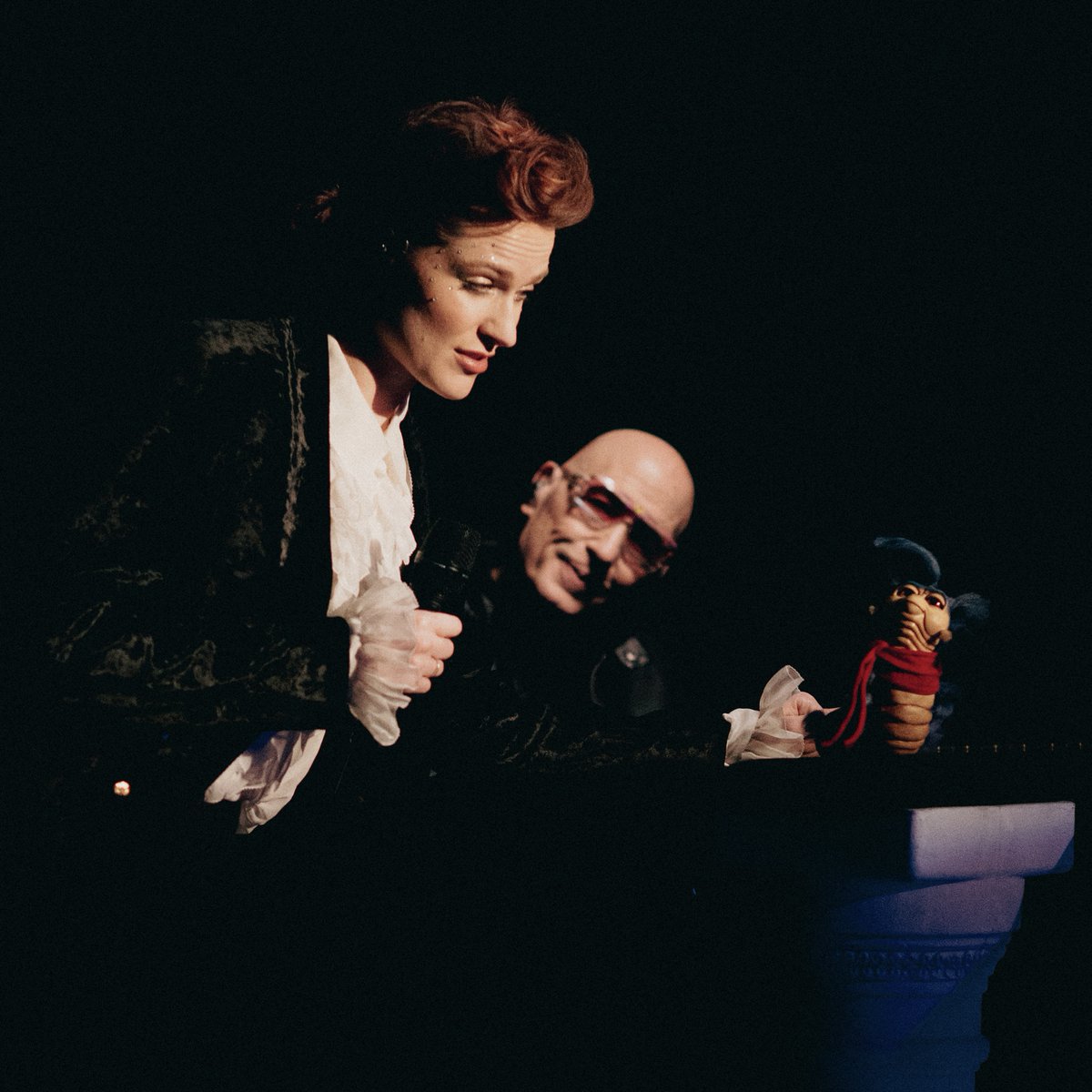 BowieTour's tweet photo. “Did you say hello?” Evan Rachel Wood and Mike Garson with Labryinth’s Worm on set of A Bowie Celebration. Photo by Victoria Smith. https://t.co/D2Gd9yKSTO
