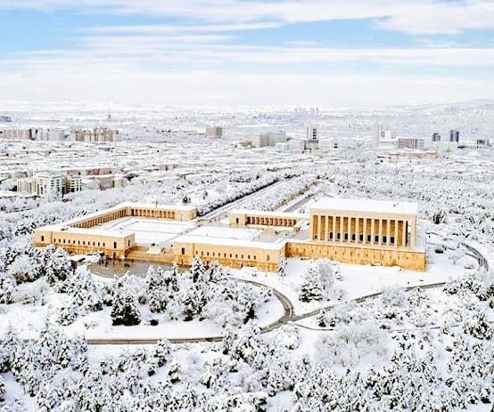 bize heryer ankara degil çünkü heryer ankara kadar güzel degil #Ankara