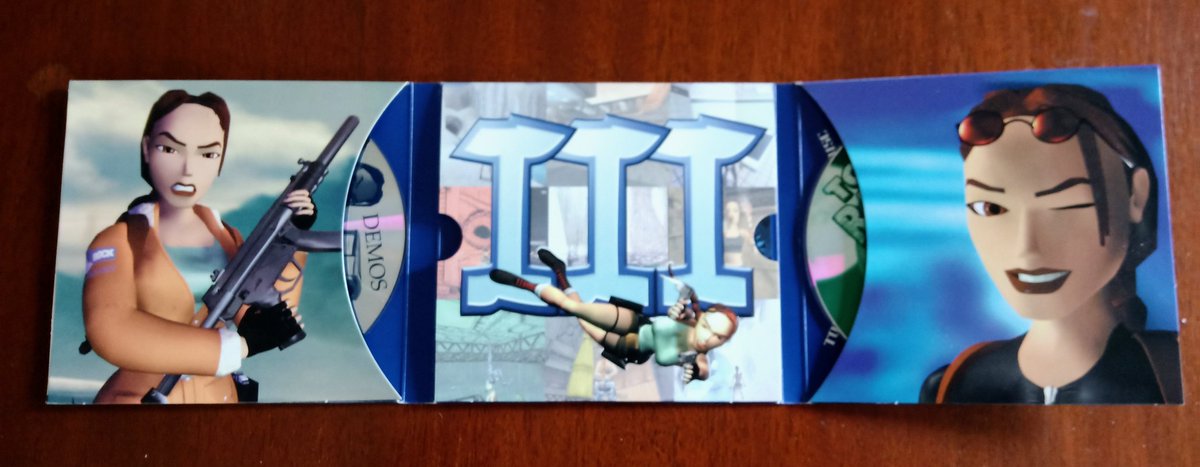 SpencerSHolmes's tweet photo. The inside of the Tomb Raider 3 PC version is pretty darn sweet. The rarely make cool designs cases for games like this anymore.
#RetroGaming #PCGamer #PcGaming #GamersUnite #TombRaider #LaraCroft #Gametime #GameArt #ReteoGamer https://t.co/VM9jY2VwEl