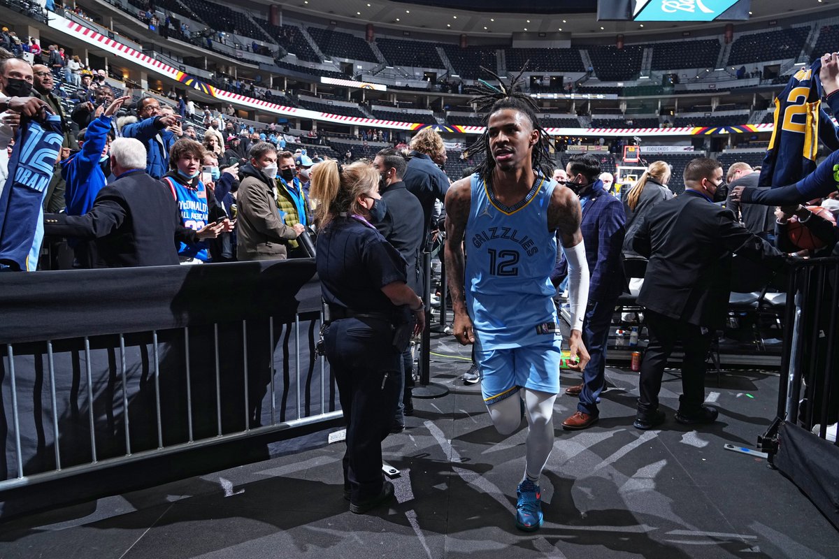memgrizz's tweet photo. G12 is in a different mode  🥷

38 points // 6 rebounds // 6 assists last night. 

@JaMorant // #NBAAllStar https://t.co/sYlTM8wTMo