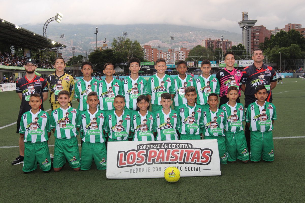 Teleantioquia's tweet photo. ⚽Terminó el emocionante encuentro para disputar el 3er puesto del #BabyFútbol masculino en este #FestivaldeFestivales con el triunfo del equipo Atlético Nacional.
¡Felicitaciones a los ganadores!
#VolverEmociona y más si es en el #FestivalPorTA 🤩 https://t.co/o05mcep7Ck