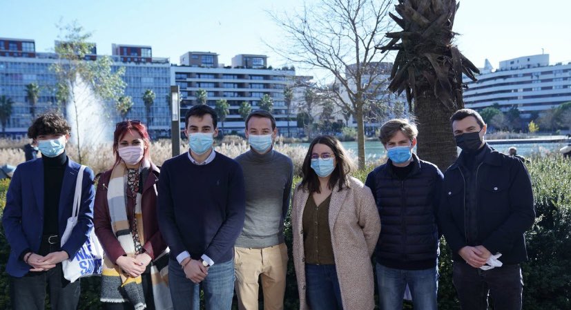 jeunesmacron34's tweet photo. 📢 Les #JAM34 sont très heureux d'avoir commencé cette journée de mobilisation《⏰ 24h Europe 🇪🇺》avec @ITolleret et @Ambroise_Mejean
✔La vision d'@EmmanuelMacron pour l'Europe doit être notre feuille de route pour défendre les intérêts de la France 🇫🇷.
#Macron #PFUE https://t.co/sO5xqzYlOE