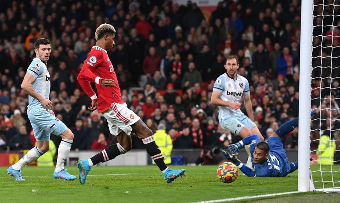 MUnitedEs's tweet photo. Den retweet si gritaron con el alma este gol 😍❤️ https://t.co/Z43FEhJuZc